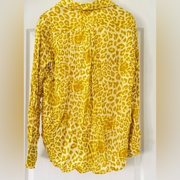 NWT Mikoh Mentawai oversized Yellow Leopard Print Women's Top - Picture 2 of 3